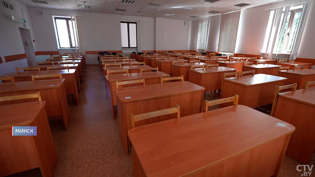 Языковой экзамен для мигрантов пройдёт по правилам ЦТ: камеры, контроль, конверты-10