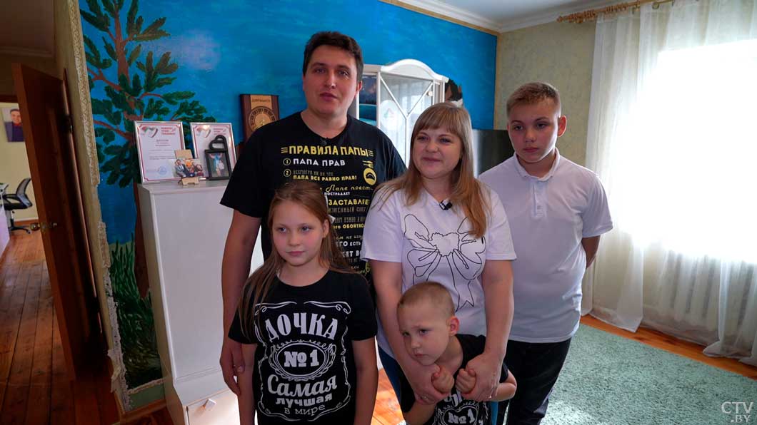 Активные яркие и талантливые – пообщались с многодетной семьёй Станкевичей из деревни Логовище-2