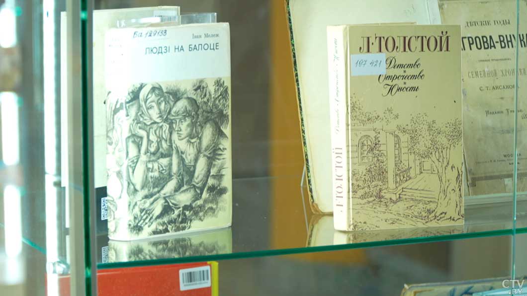 Трогательность и неугасаемое тепло – побывали на выставке, посвящённой семье-4