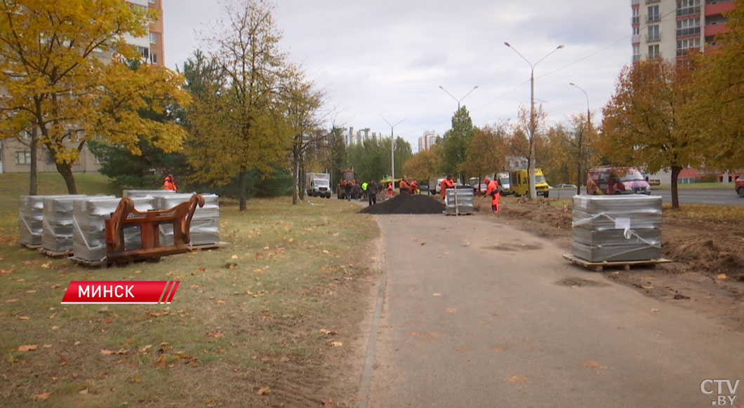 Заменили более 100 тыс. кв.м асфальта. Как проходит благоустройство Первомайского района?-2