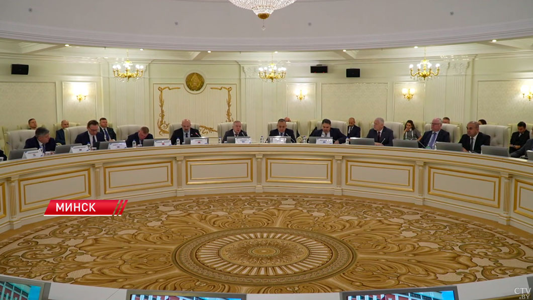 Обмен мнениями поможет справиться с давлением коллективного Запада – посол Ирана-4 Обмен мнениями поможет справиться с давлением коллективного Запада – посол Ирана-4