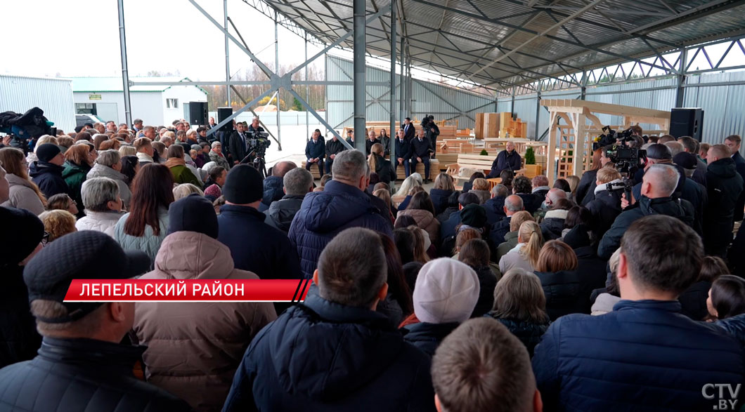 Лукашенко: литовцы сами с территории Беларуси перебрасывали сигареты на метеорологических зондах-2