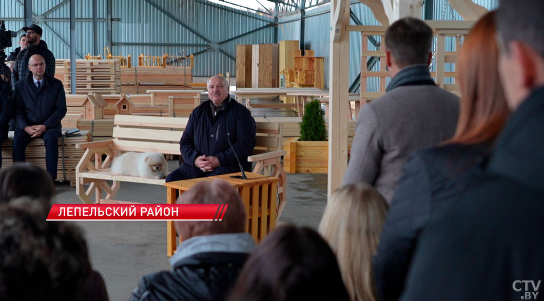 Лукашенко: литовцы сами с территории Беларуси перебрасывали сигареты на метеорологических зондах-4