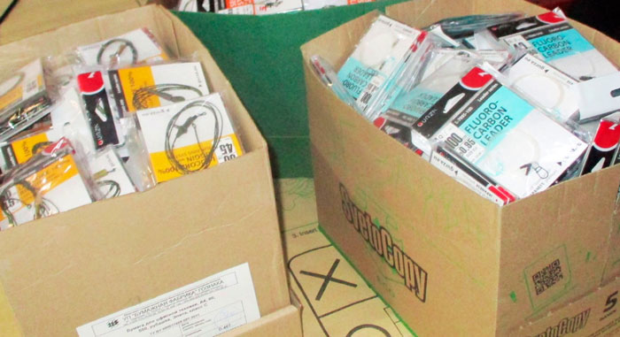 Свыше 800 кг скрытых товаров обнаружили брестские таможенники в фуре польского перевозчика