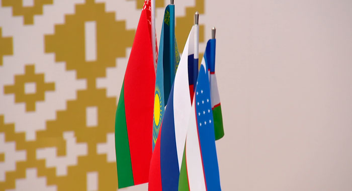  Эксперты Беларуси и России обсуждают особенности развития Евразийского региона