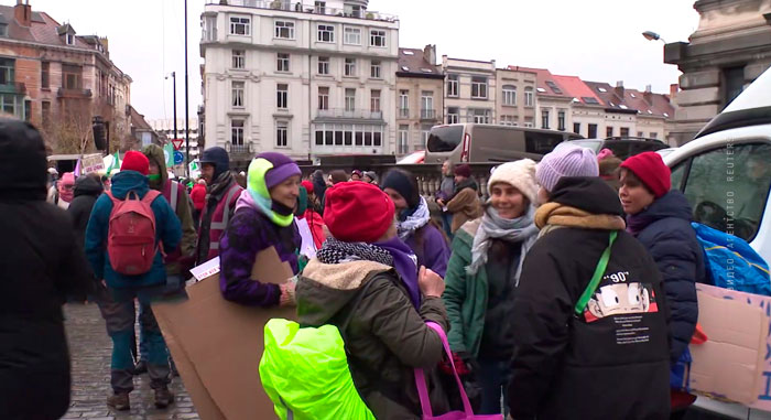 Во Франции прошли протесты против насилия в отношении женщин