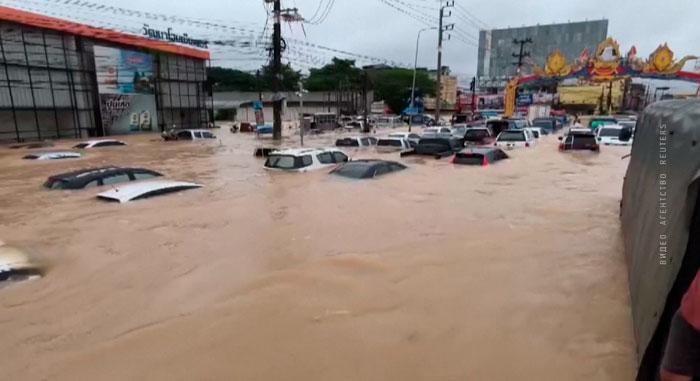 Жертвами наводнений в Таиланде стали более 30 человек