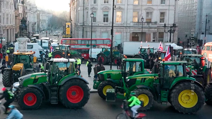 Британские фермеры заблокировали центр Лондона, выступая против повышения налогов