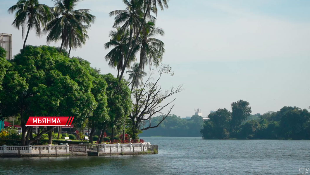 Президент Беларуси направился с официальным визитом в Мьянму-2