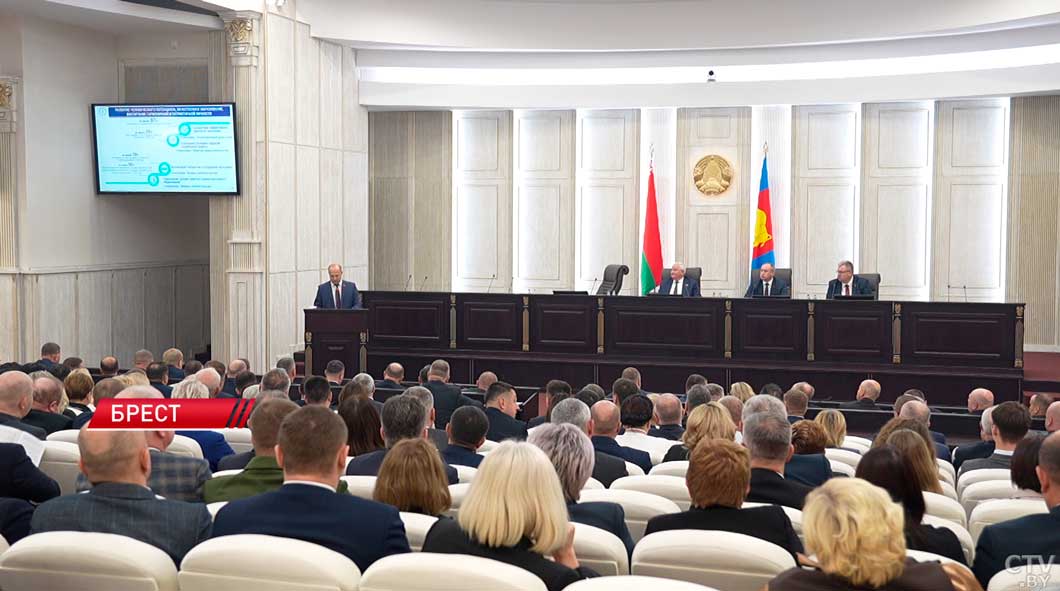 Пишем картину будущего – делегаты ВНС Минска, Бреста и Могилева рассмотрели программу пятилетки-8