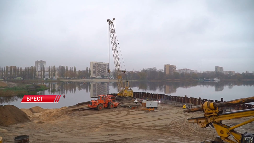 В Бресте продолжается реконструкция моста через реку Мухавец-2