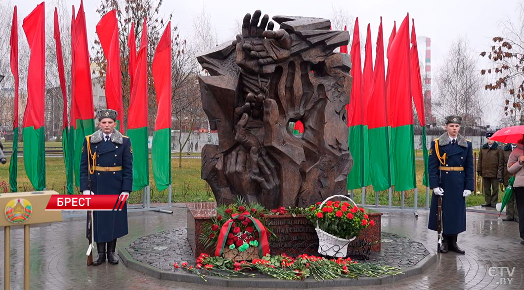 В Бресте почтили память жертв геноцида в годы Великой Отечественной войны-2 В Бресте почтили память жертв геноцида в годы Великой Отечественной войны-2