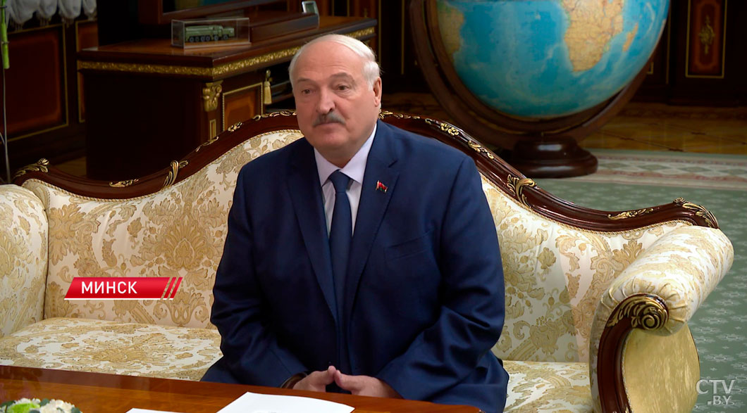 Лукашенко провёл встречу с Чрезвычайным и Полномочным Послом Венесуэлы в России-4 Лукашенко провёл встречу с Чрезвычайным и Полномочным Послом Венесуэлы в России-4