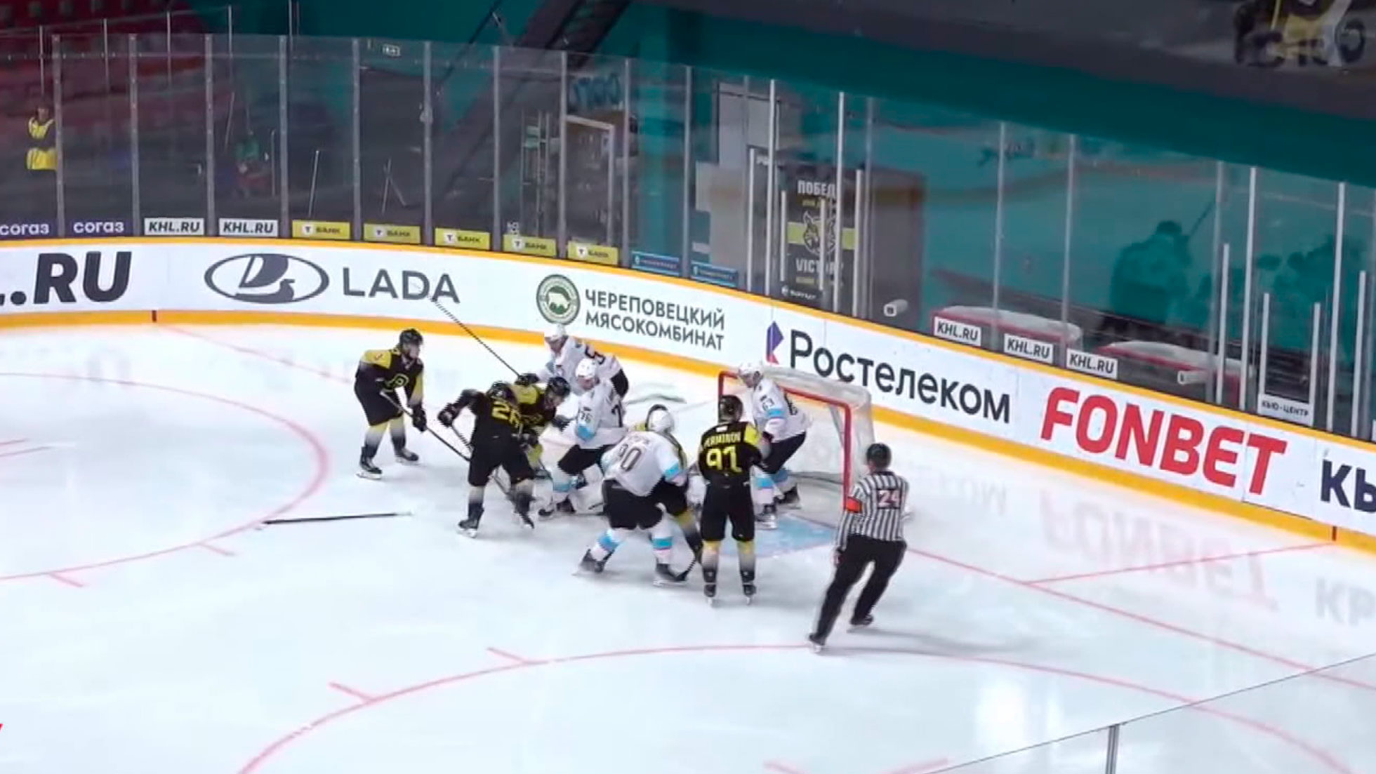 «Динамо-Шинник» взял реванш у «Алмаза» в выездном матче МХЛ