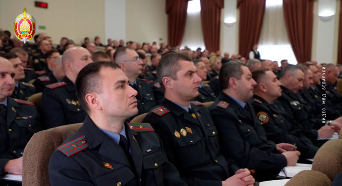 Кубраков поручил в ближайшее время проверить работу подразделений МОБ в Минской области
