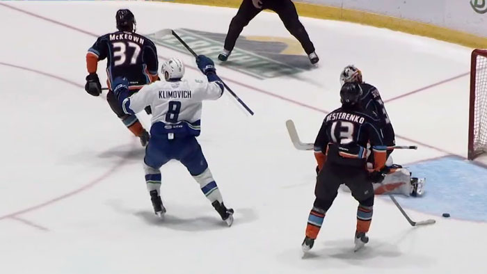 Данила Климович отметился очередным голом в АХЛ