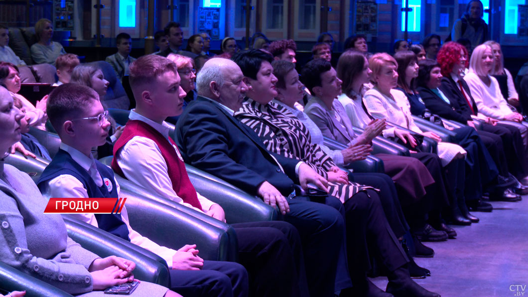 63 представителя Гродненской области стали стипендиатами Белорусского фонда мира-2