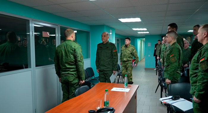 Несколько воинских частей Беларуси приведены в готовность в рамках проверки Вооружённых Сил Несколько воинских частей Беларуси приведены в готовность в рамках проверки Вооружённых Сил