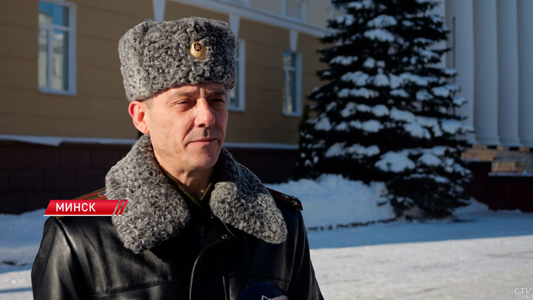 С 11 февраля справка из военкомата станет обязательной для мужчин при замене паспорта-2