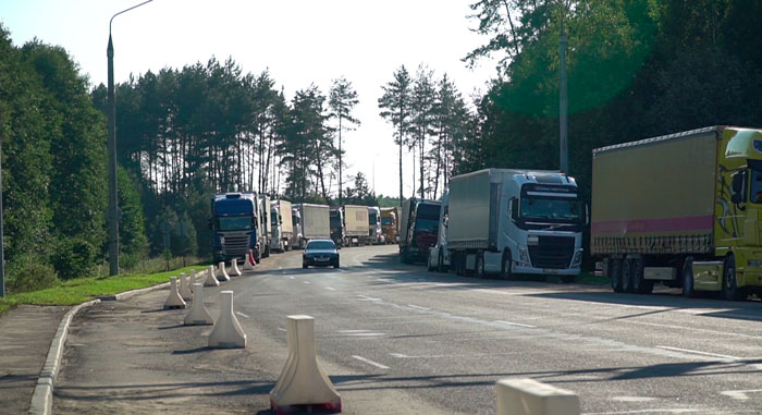 В Беларуси в трех пунктах пропуска начали эксперимент для ускорения таможенных процедур В Беларуси в трех пунктах пропуска начали эксперимент для ускорения таможенных процедур