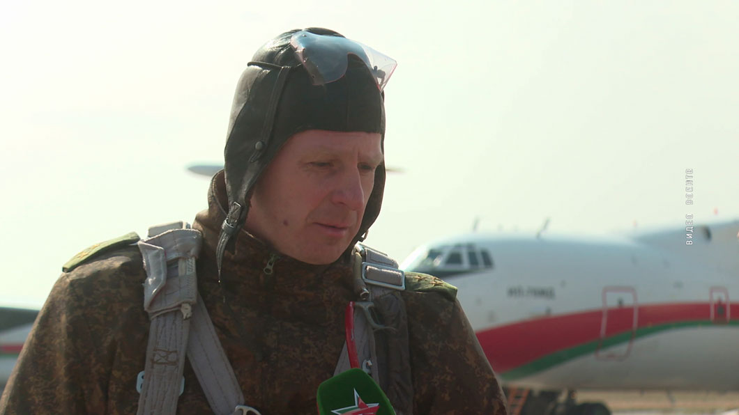 Спецназовцы 5-й бригады отработали одно из самых сложных десантирований-4