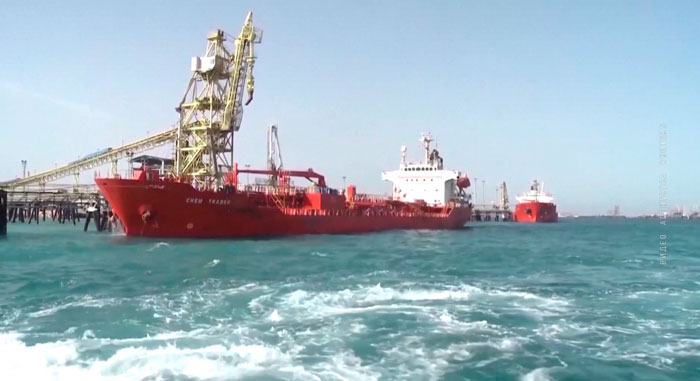 Страны Персидского залива обсуждают строительство новых нефтепроводов в обход Ормузского пролива