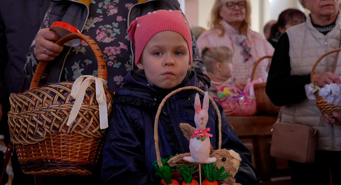 Католический мир готовится к празднику Пасхи Католический мир готовится к празднику Пасхи