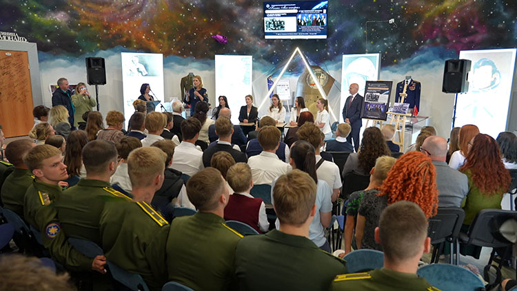 Минский аэроклуб принял культурно-просветительский проект «Космос. Моя история» Минский аэроклуб принял культурно-просветительский проект «Космос. Моя история»