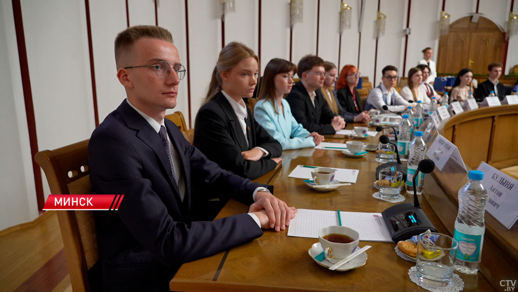 В Министерстве иностранных дел подвели итоги конкурса «Хочу быть дипломатом»-2