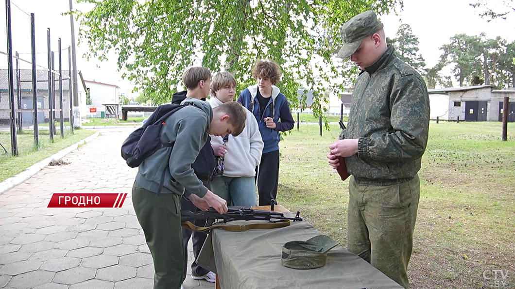 Прожить 10 дней по армейскому распорядку! В Беларуси проходят учебно-полевые сборы для 10-классников-2