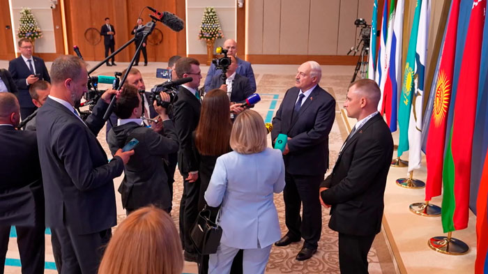 Президент Беларуси назвал заявления Зеленского «трепом» и ответил на угрозы Киева