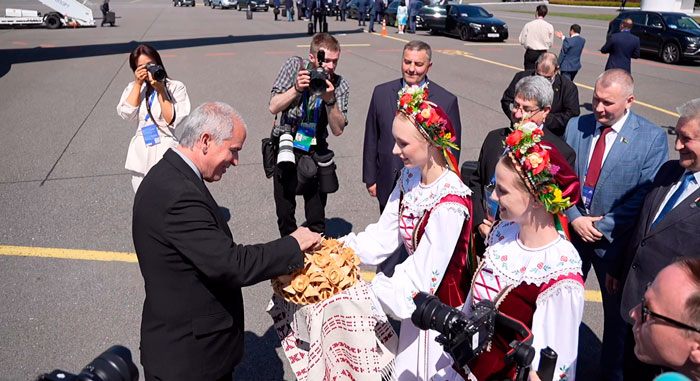 Гости продолжают прибывать в Брест для участия в международном форуме