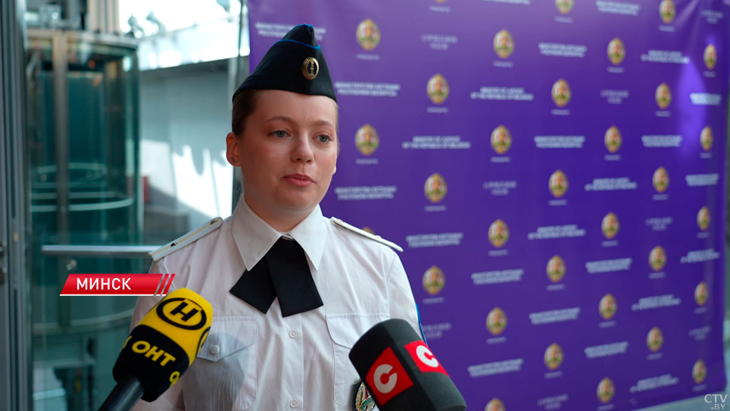 В Минске торжественно принесли присягу 24 судебных исполнителя-4