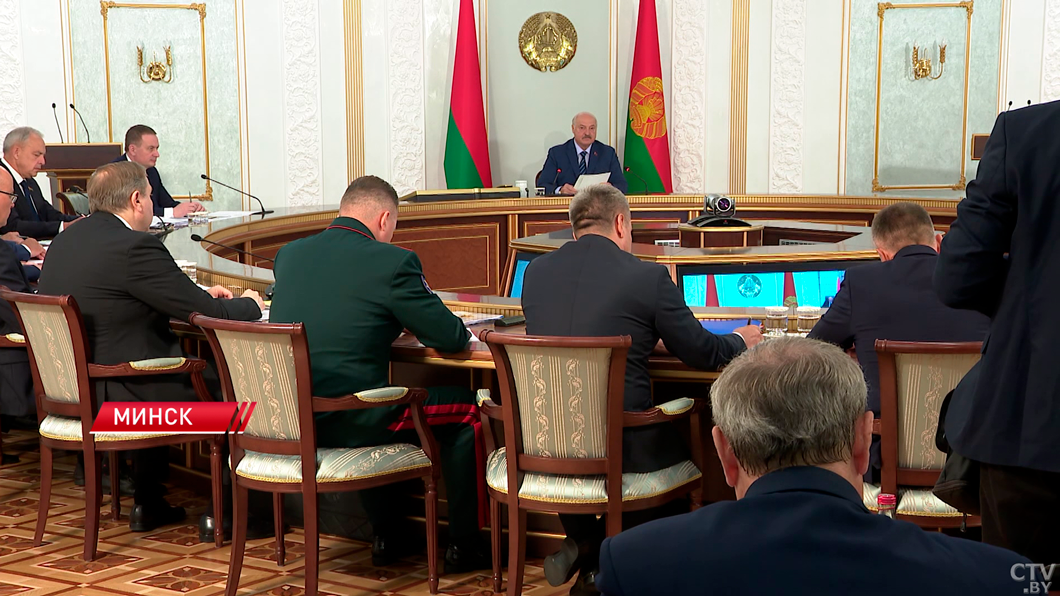 Убирать минимум 6% урожая в день! Лукашенко поставил аграриям жесткую задачу-4 Убирать минимум 6% урожая в день! Лукашенко поставил аграриям жесткую задачу-4