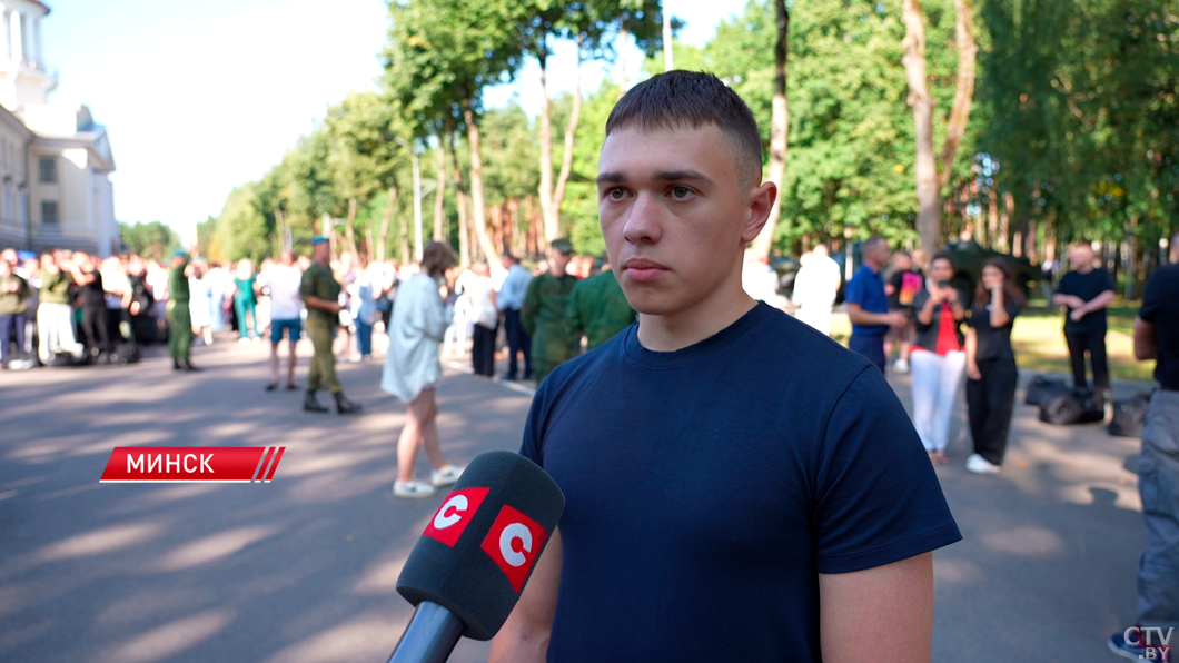 Военная академия Беларуси встретила более 800 новобранцев-4