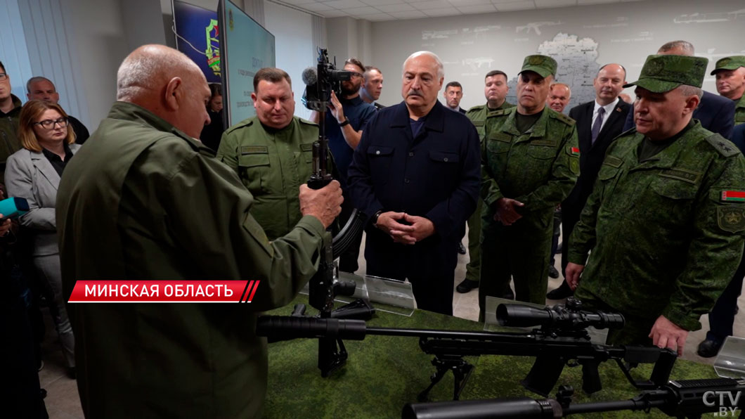 Лукашенко рассказали о процессе создания полностью белорусского автомата ВСК-100Б-4 Лукашенко рассказали о процессе создания полностью белорусского автомата ВСК-100Б-4