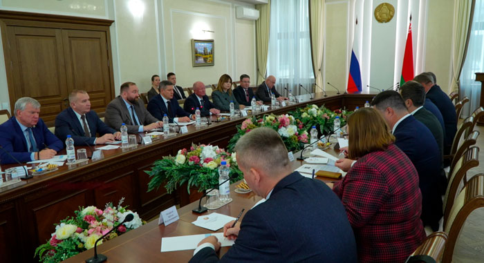 Беларусь заинтересована в совместных проектах с Брянской областью – Каранкевич