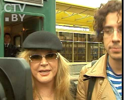 Алла Пугачева: Во мне больше белорусского, чем украин.. ой…тьфу.. уральского (ФОТО)-5 Алла Пугачева: Во мне больше белорусского, чем украин.. ой…тьфу.. уральского (ФОТО)-5