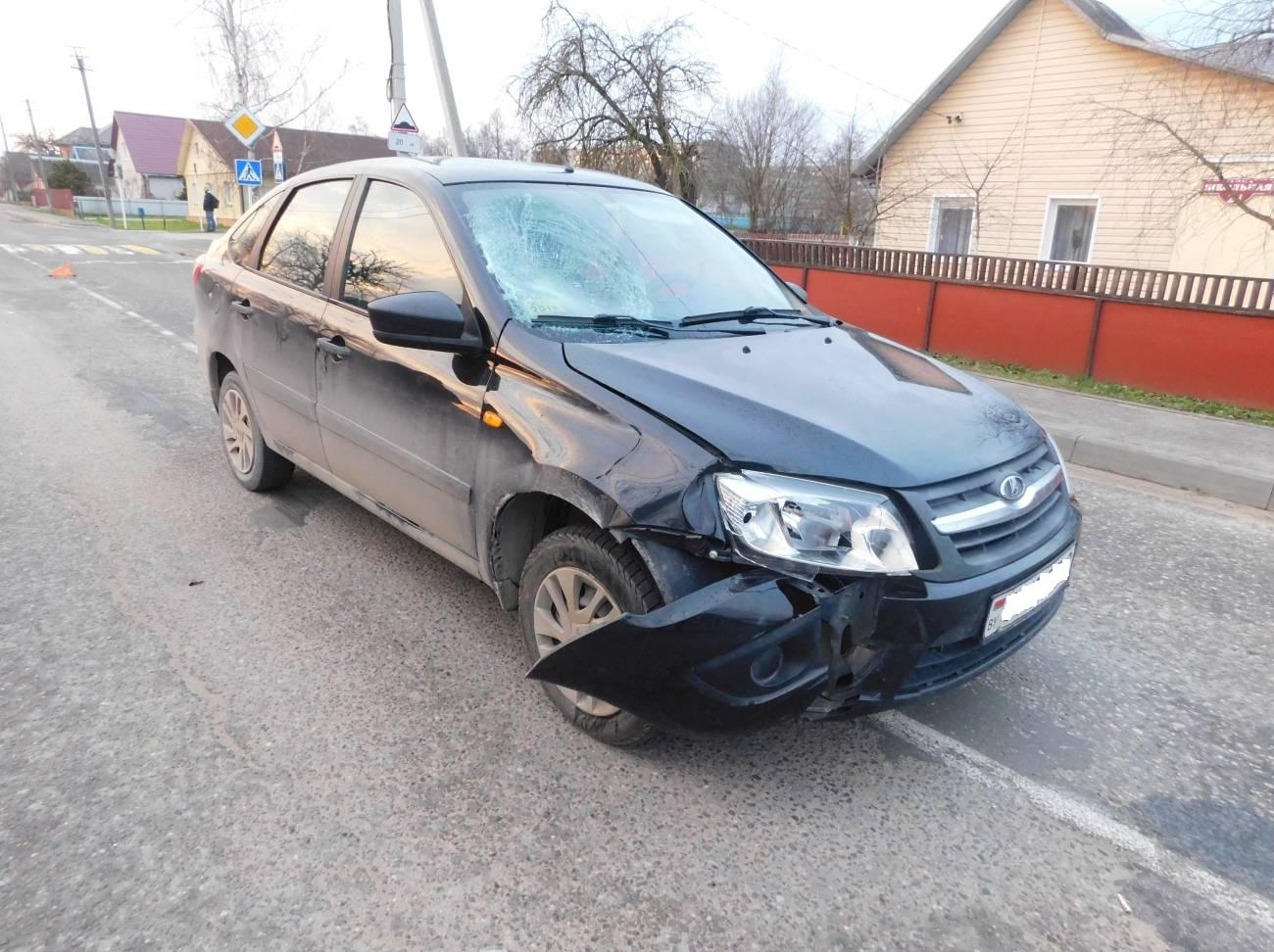 В Глубоком Lada сбила подростка на пешеходном переходе -1