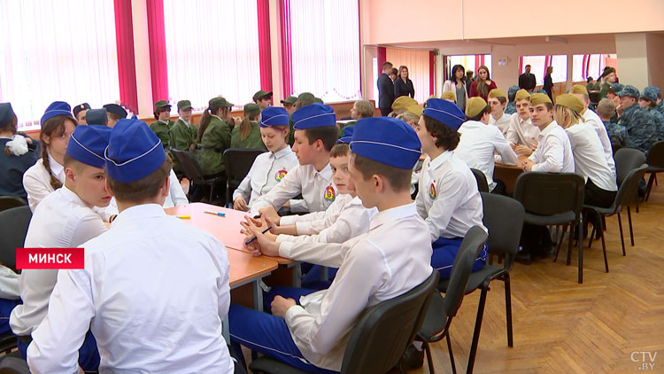 В Советском районе прошёл военно-патриотический конкурс «Орлёнок». В каких дисциплинах соревновались?-1