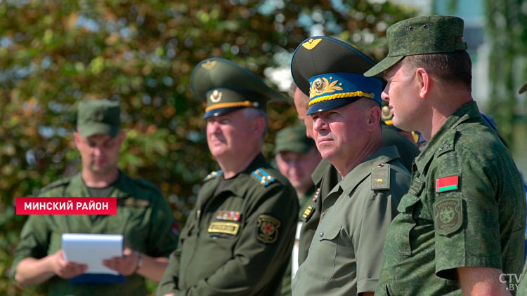 Боевые машины и фигуры высшего пилотажа. Военные авиаторы готовятся отметить свой профессиональный праздник-1