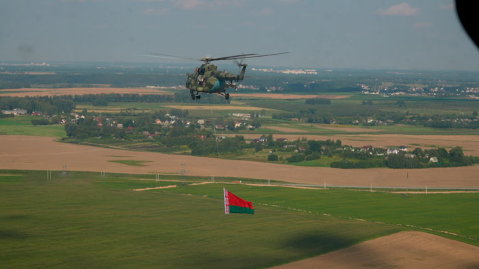 Боевые машины и фигуры высшего пилотажа. Военные авиаторы готовятся отметить свой профессиональный праздник