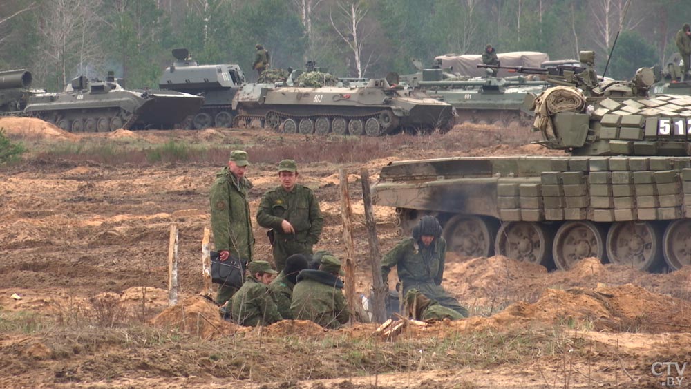 «Чтобы все были готовы». Что военнообязанные думают о проверке боевой готовности армии Беларуси?-10