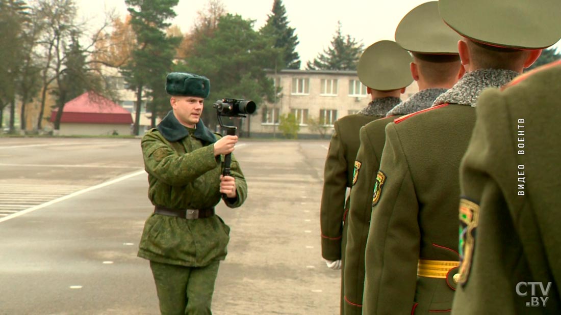 «Это может произойти, если мы не остановимся». Какой флешмоб запустили минские военнослужащие?-4