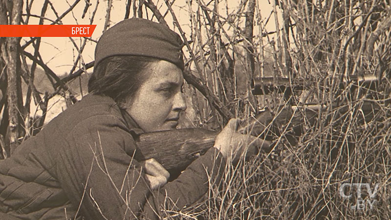 Фотографии сделаны в дни боёв. В Брестской крепости открылась выставка, посвящённая обороне Севастополя-3