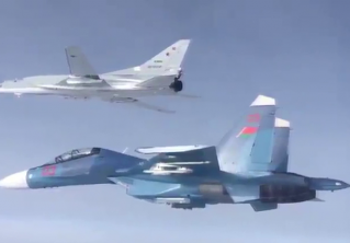 Военные лётчики Беларуси и России патрулируют воздушные границы Союзного государства