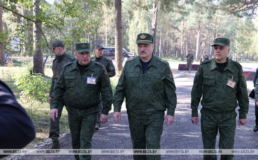 Александр Лукашенко принимает участие в белорусско-российском стратегическом учении «Запад-2021»-1 Александр Лукашенко принимает участие в белорусско-российском стратегическом учении «Запад-2021»-1