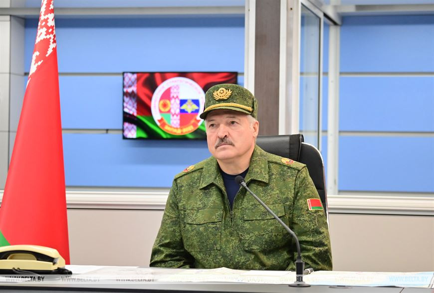 Александр Лукашенко принимает участие в белорусско-российском стратегическом учении «Запад-2021»-4 Александр Лукашенко принимает участие в белорусско-российском стратегическом учении «Запад-2021»-4