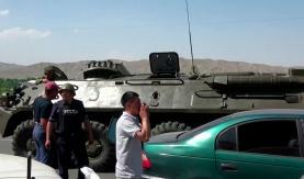 На спорной территории между Кыргызстаном и Таджикистаном закончились перестрелки. Ранее там пострадали более 200 человек
