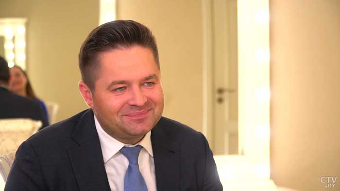 Этого белоруса сравнивают с Муслимом Магомаевым. Поговорили с Сергеем Волчковым-28